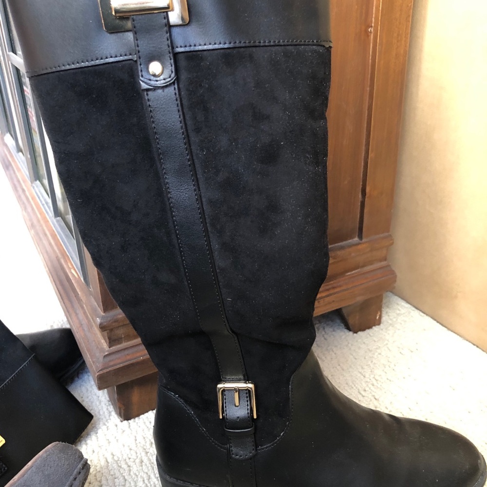 Black riding boots